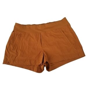 Athleta Trekkie North Short Size 18 Cognac Brown Active Outdoor